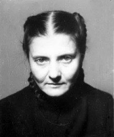 mihaela-iordache - maica mihaela