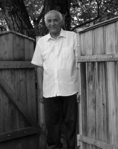 Dumitru Oniga -oniga.lapoarta-Copy-392x600