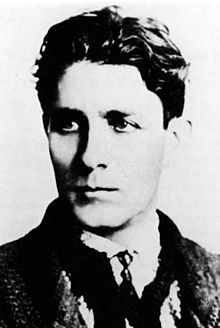 czc 220px-Corneliu_Zelea_Codreanu