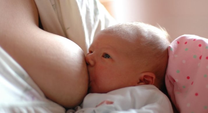 Breastfeeding_a_baby