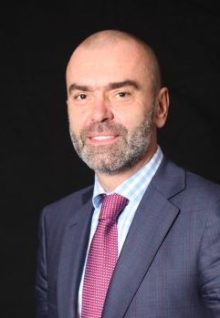 Florentin-Tuca_Tuca-Zbarcea-Asociatii-e1586434678608-450x675 (1)